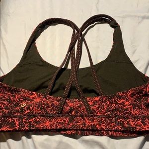 Lulu sports bra. Size 8 or 10. Label missing